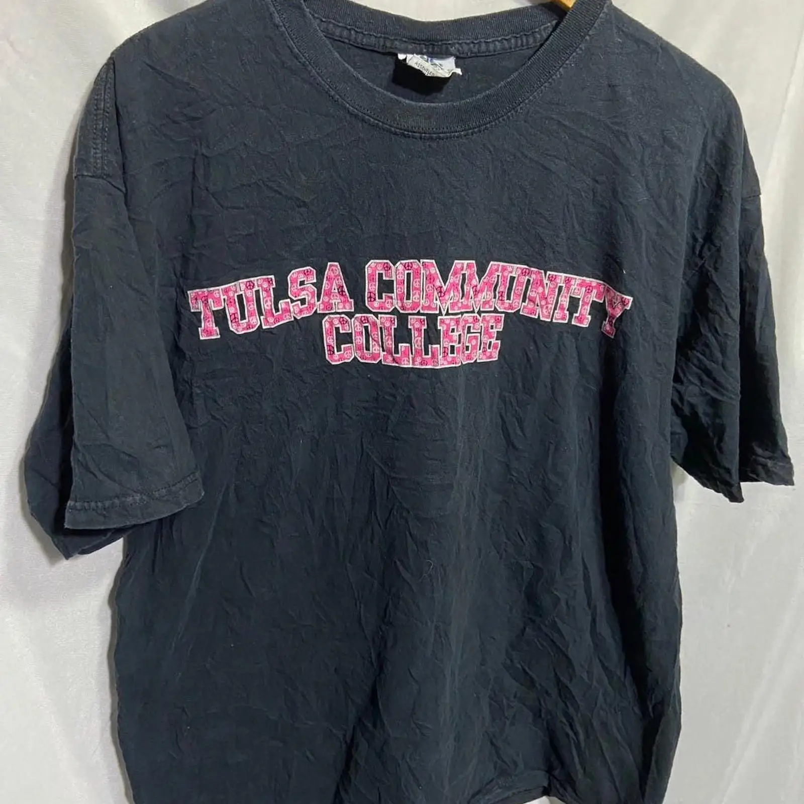 Vintage Fashion Community - T-shirt vintage des années 90 de
