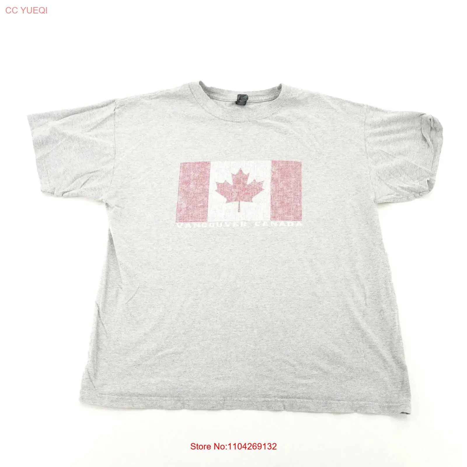 Vintage Fashion Vancouver - T-shirt M O Gold Vancouver Canada