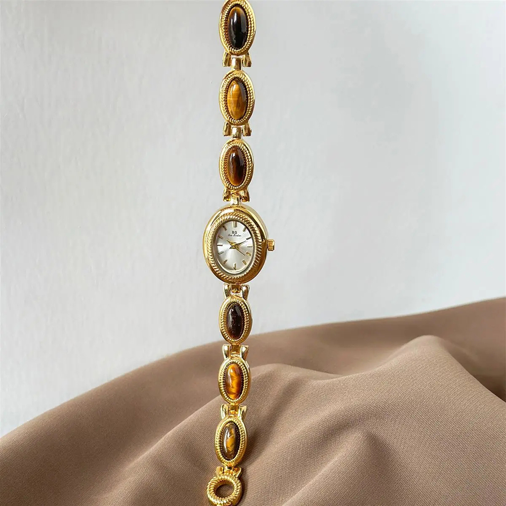 Montre en or pour femmes, Vint - Vintage Fashion Watches avis et prix