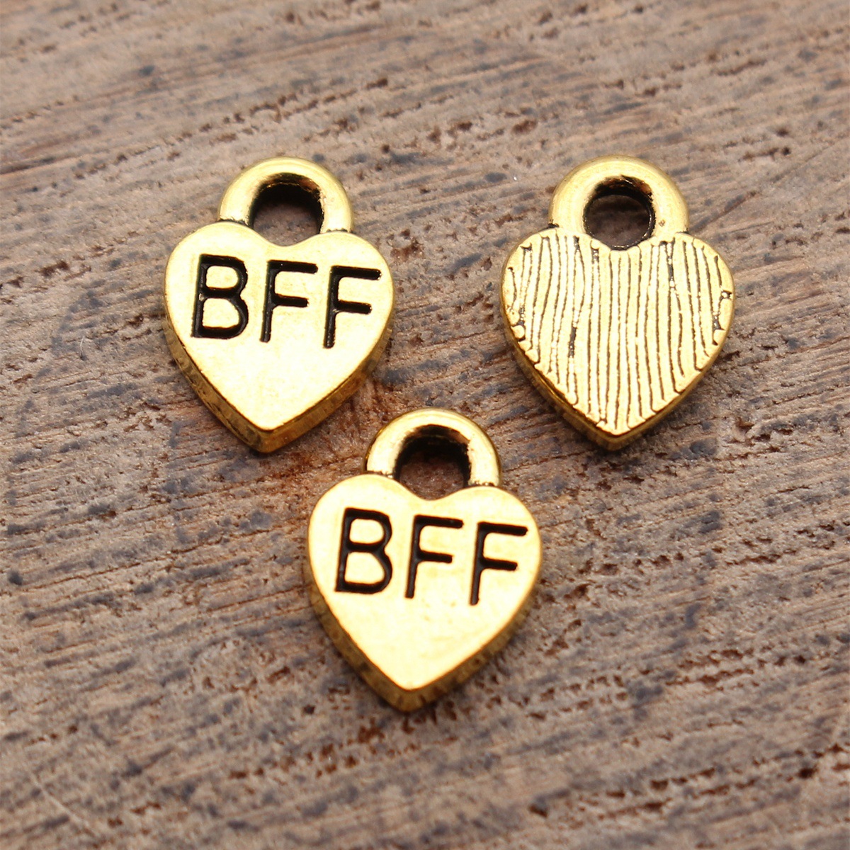 Breloques en forme de cœur cou - Vintage Fashion Tumblr avis et prix